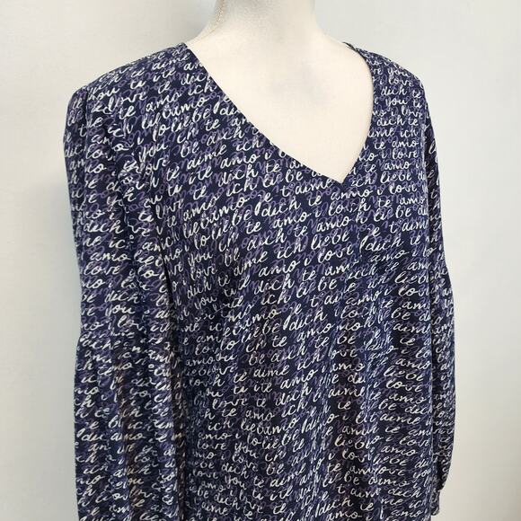 Cabi Tunic Top Blouse Size M Blue Script Print V-neck Relaxed Breezy Lightweight - Picture 3 of 13